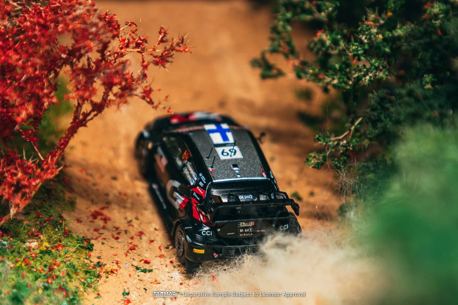 Tarmac Works 1:64 Toyota GR YARIS Rally1 HYBRID Rally Latvia 2024 Winner – 1:64 diecast car – photo 6