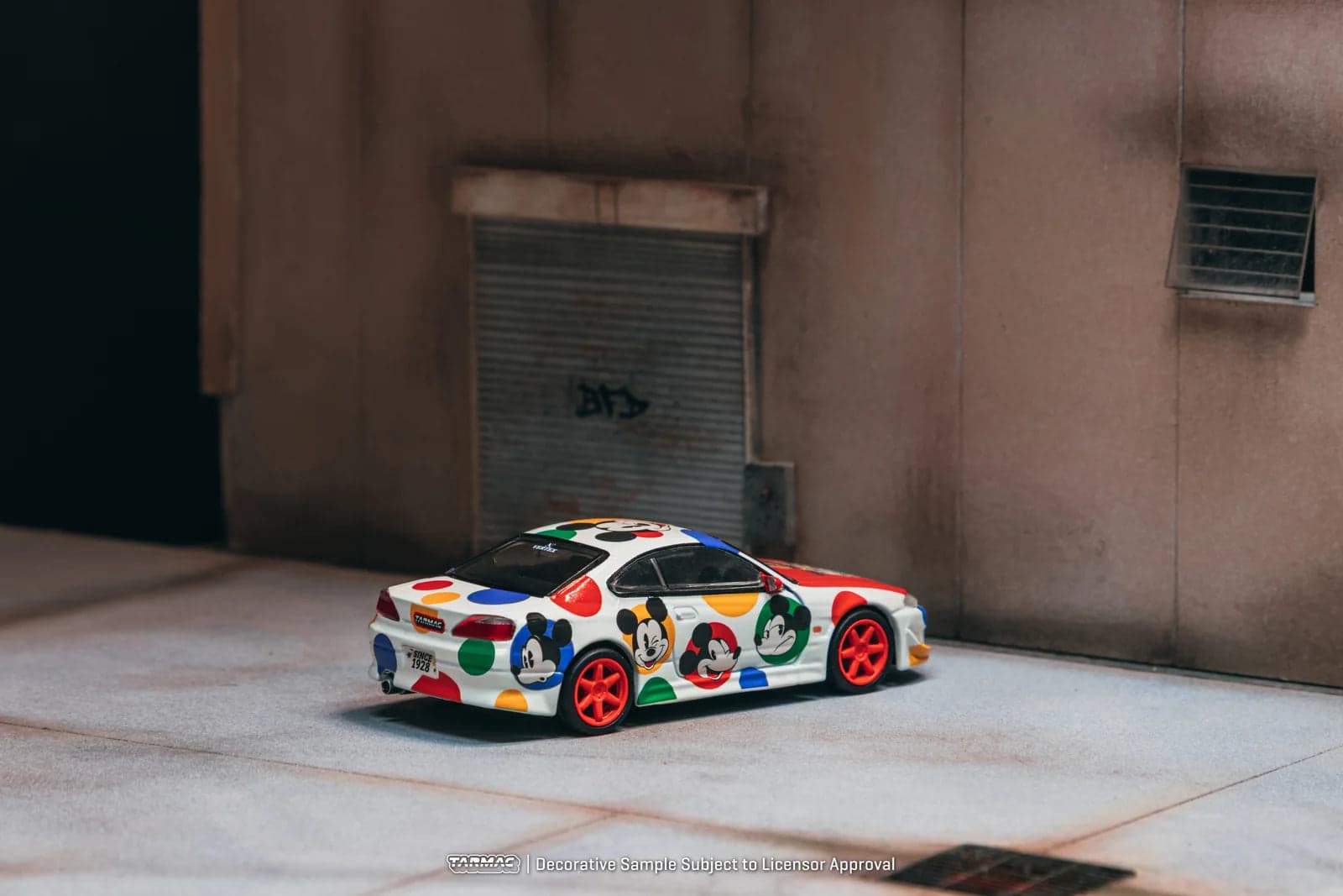 Tarmac Works VERTEX Silvia (S 15) Mickey Mouse - GLOBAL64 – 1:64 diecast car – photo 3