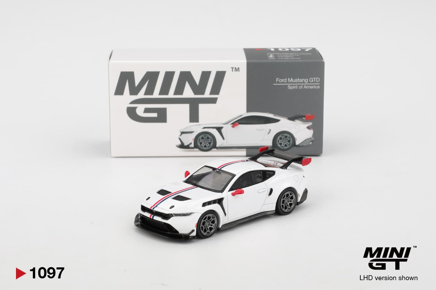 Ford Mustang GTD Spirit of America – 1:64 Mini GT diecast car
