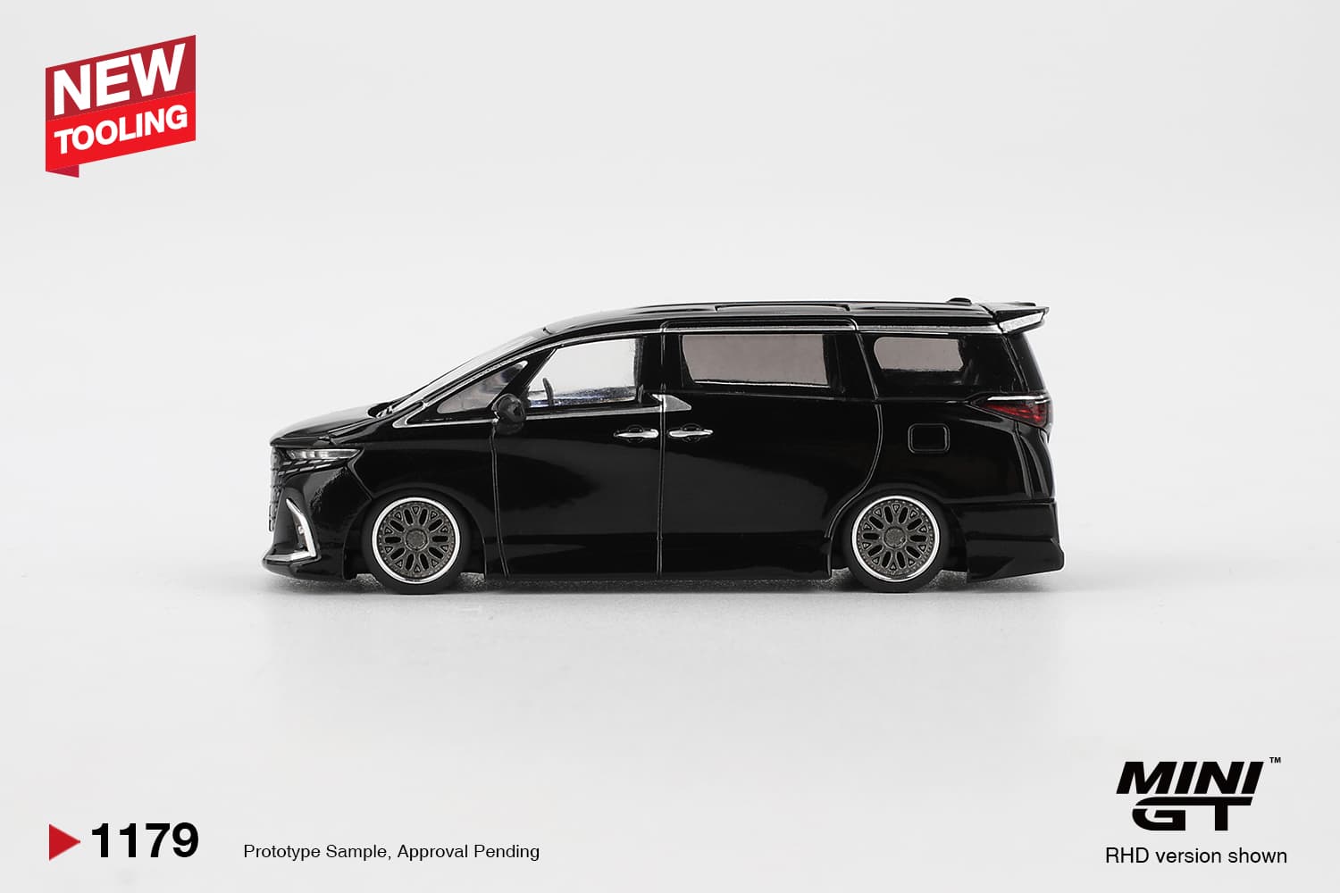 Toyota Alphard 40 KUHL Black – 1:64 Mini GT diecast car