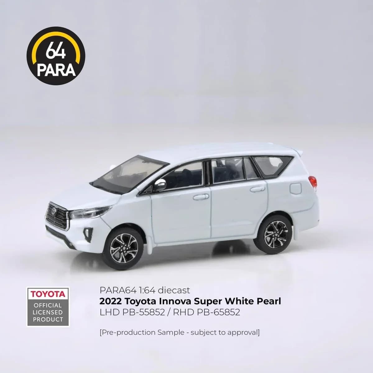 PARA 64 Toyota Innova  2022 - SUPER WHITE PEARL – 1:64 Para64 diecast car