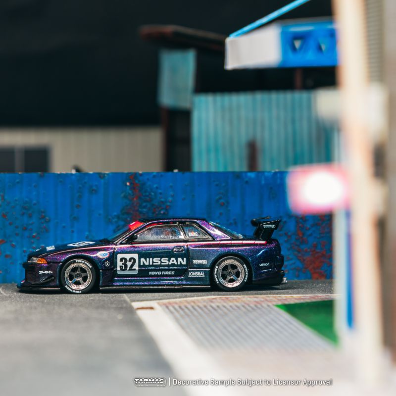 Nissan Skyline (R32) Widebody Midnight Purple