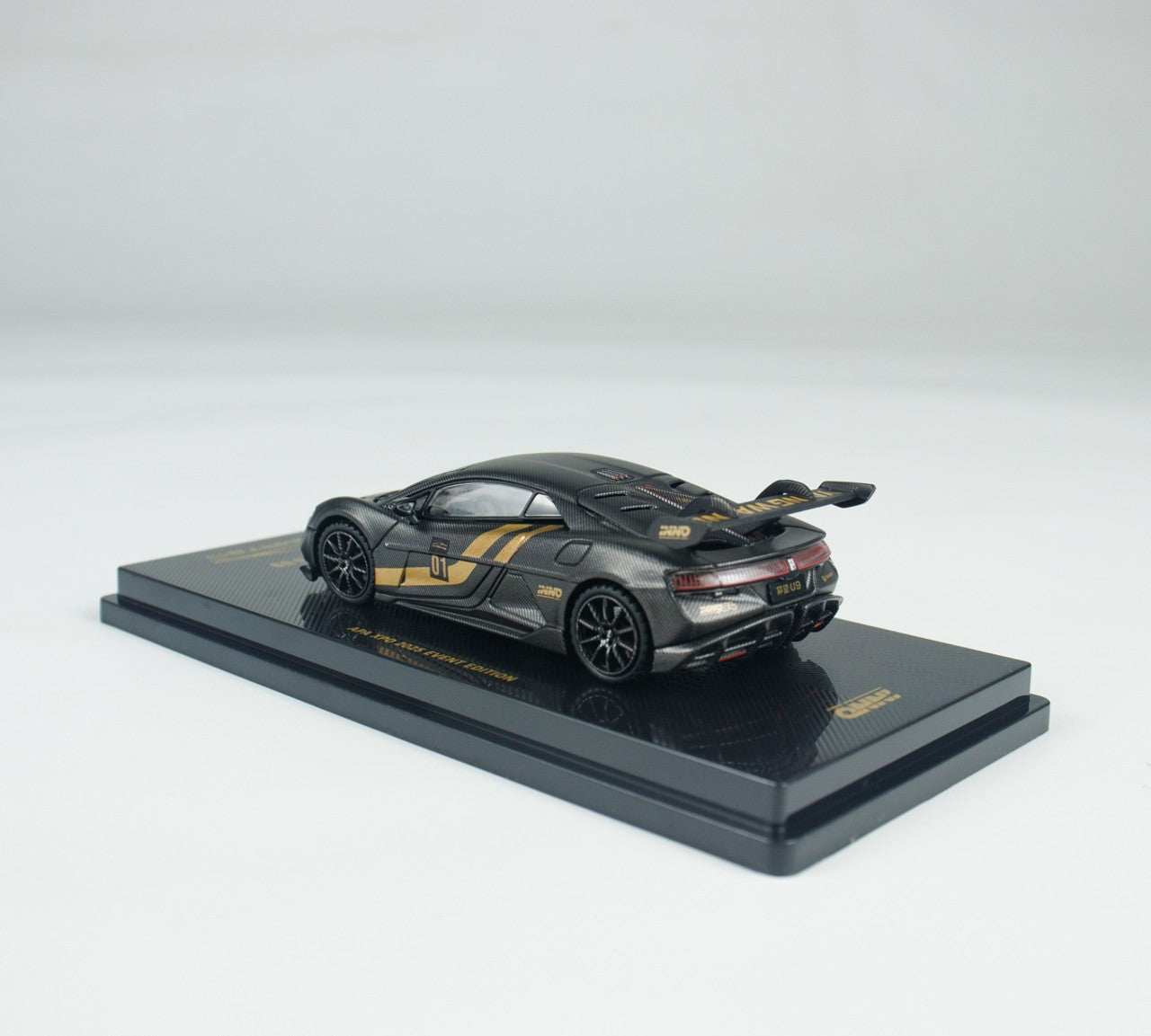 Inno64 1:64 YANGWANG U9 IN64-YW-APA25