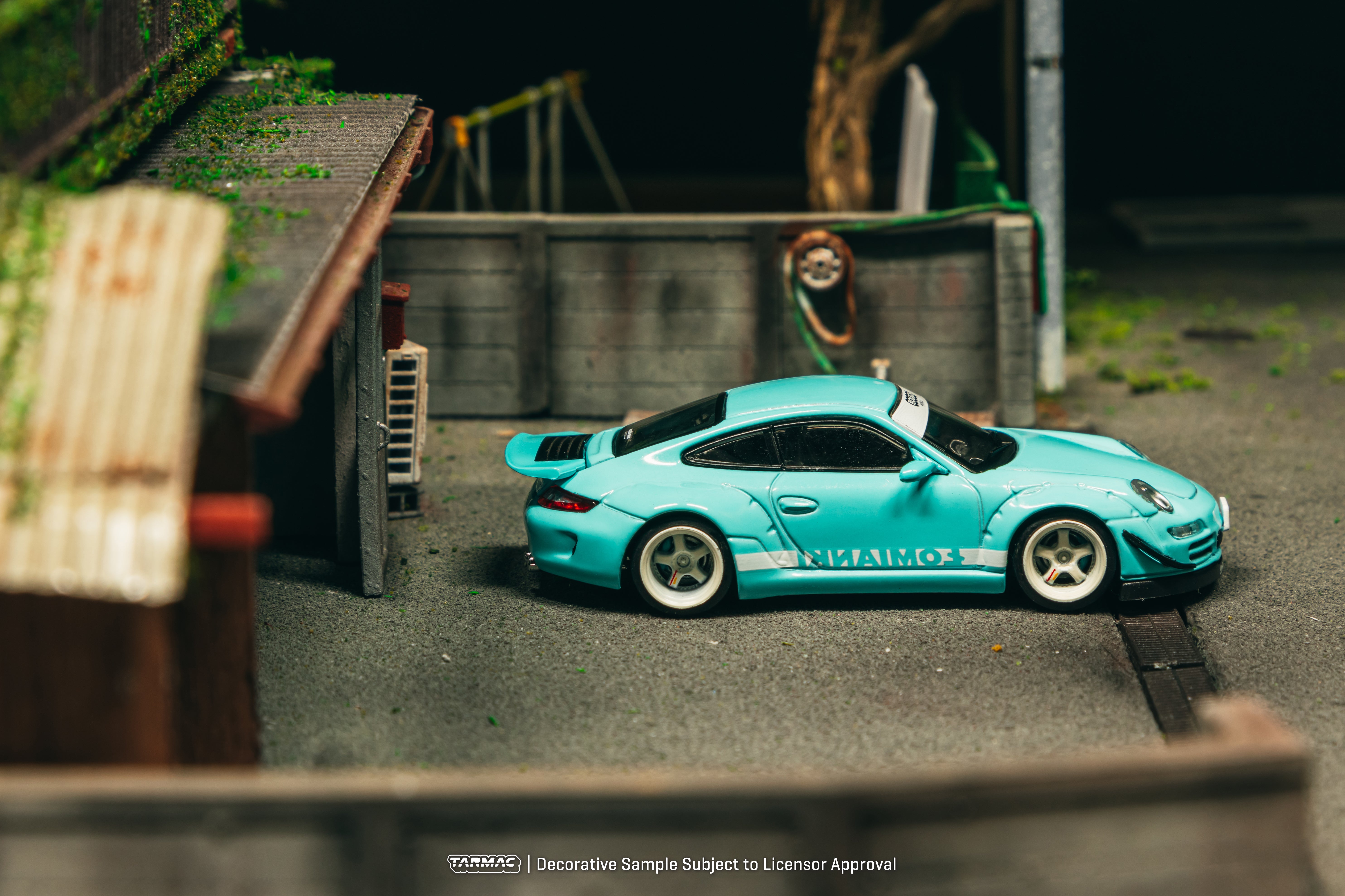 Tarmac Works 1/64 RWB 997 Lomianki - HOBBY64