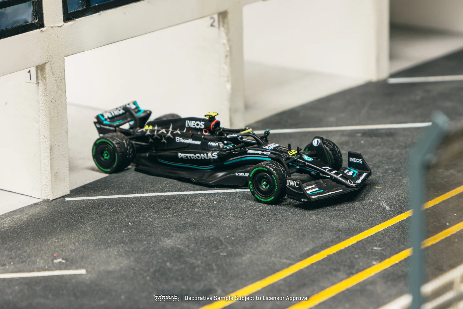 Tarmac Works - 1/64 Mercedes-AMG F1 W14 E Performance Monaco Grand Prix 2023 Lewis Hamilton - Tarmac Works X iXO Models GLOBAL64