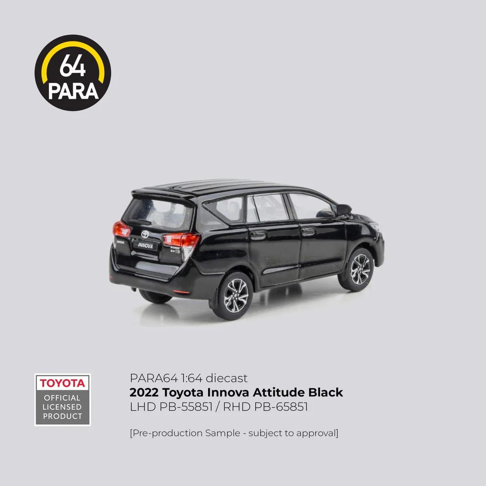 Para64 2022 Toyota Innova Attitude Black