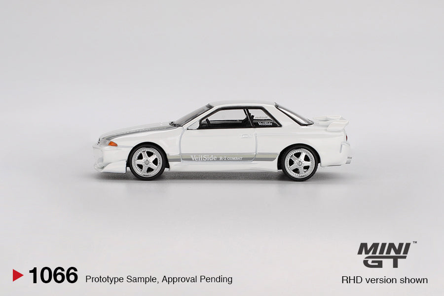 Nissan Skyline GT-R (R32) VeilSide Combat C-I White
