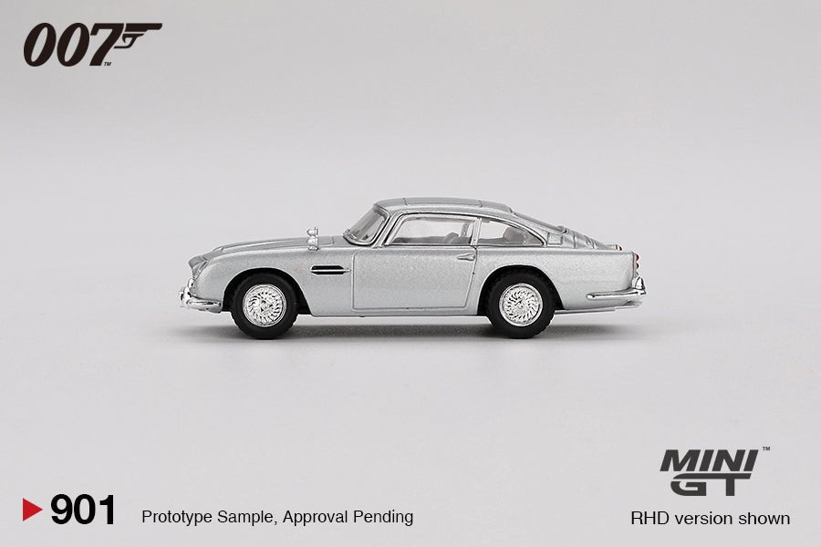 Aston Martin DB5 Thunderball - 1ISTO64