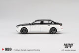 BMW i7 xDrive60 Alpine White / Black Sapphire - 1ISTO64