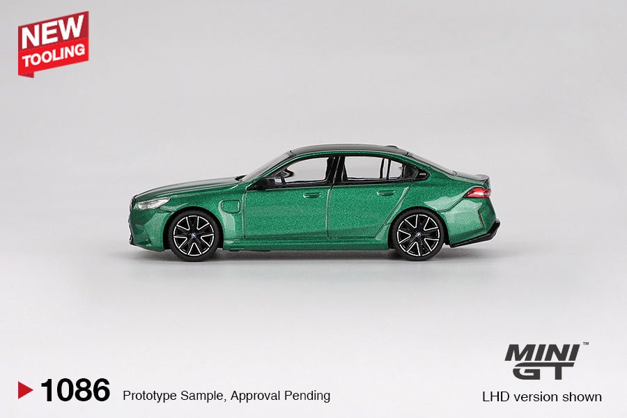 BMW M5 Isle of Man Green Metallic - 1ISTO64