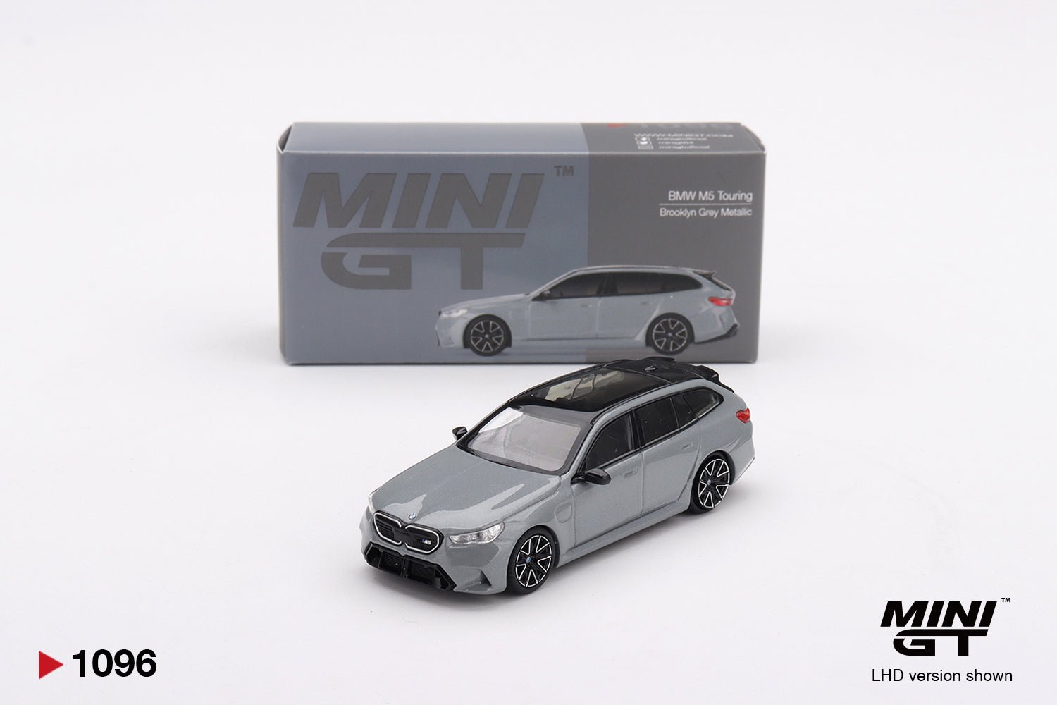 BMW M5 Touring Brooklyn Grey Metallic - 1ISTO64