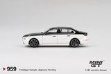 BMW i7 xDrive60 Alpine White / Black Sapphire
