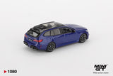 BMW M5 Touring Marina Bay Blue Metallic