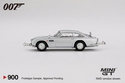 Aston Martin DB5 “Goldfinger”